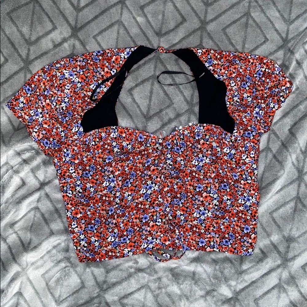 Crop top